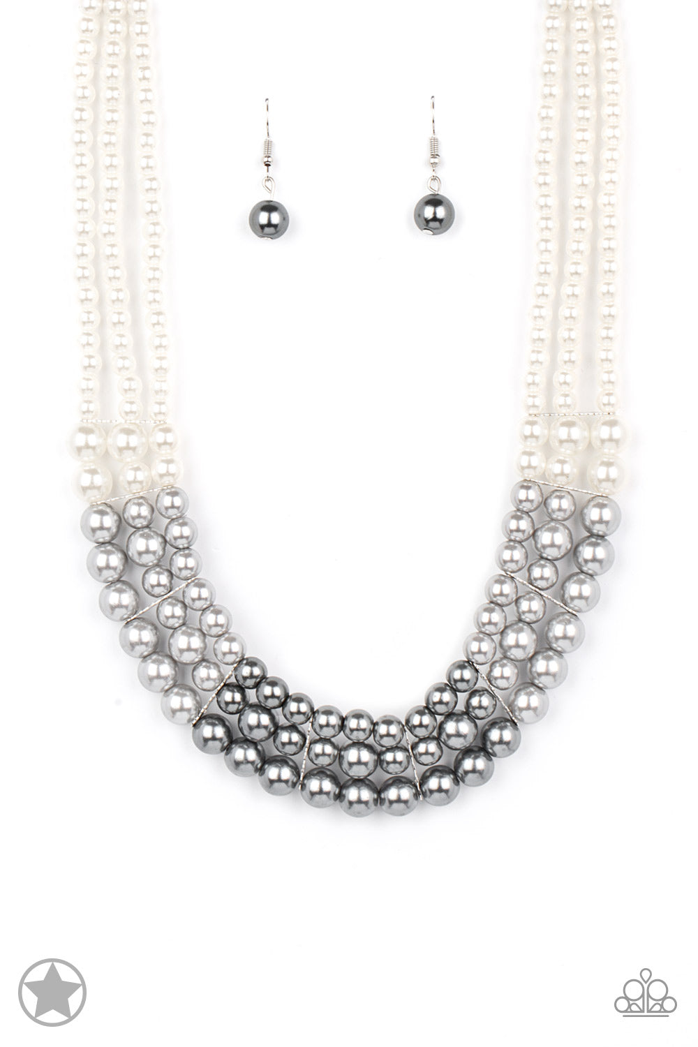 Paparazzi Accessories - Lady In Waiting White Pearl Necklace Blockbuster