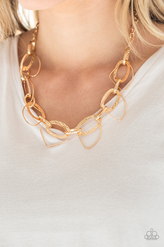 Very Avant-Garde - Gold Necklace - Jewels On The Run