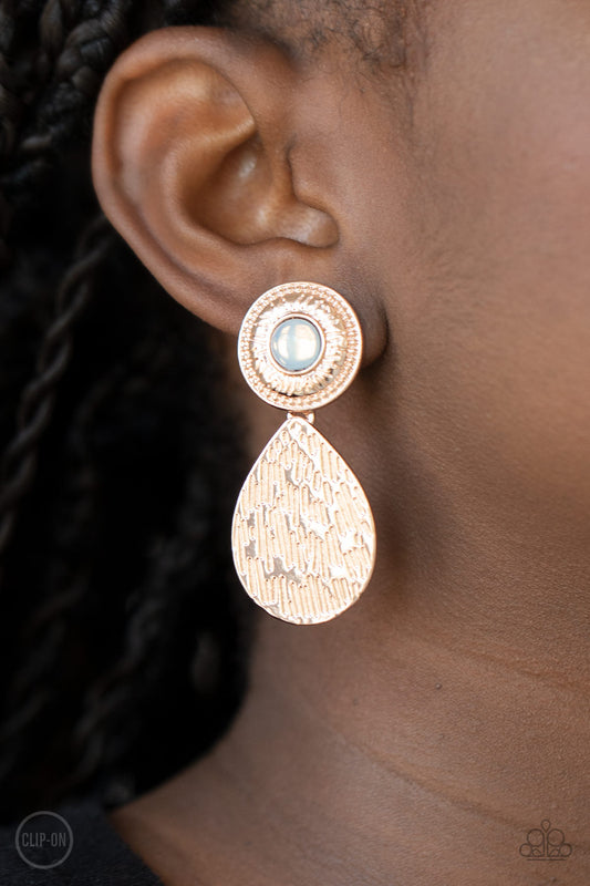 Emblazoned Edge - Rose Gold Clip On Earring 