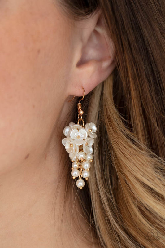Paparazzi Accessories Bountiful Bouquets - Gold Pearl Earring Life of The Party